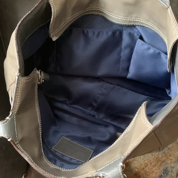 Coach Tribeca patent leather totebag , EXCELLENT condition! - Picture 7 of 8